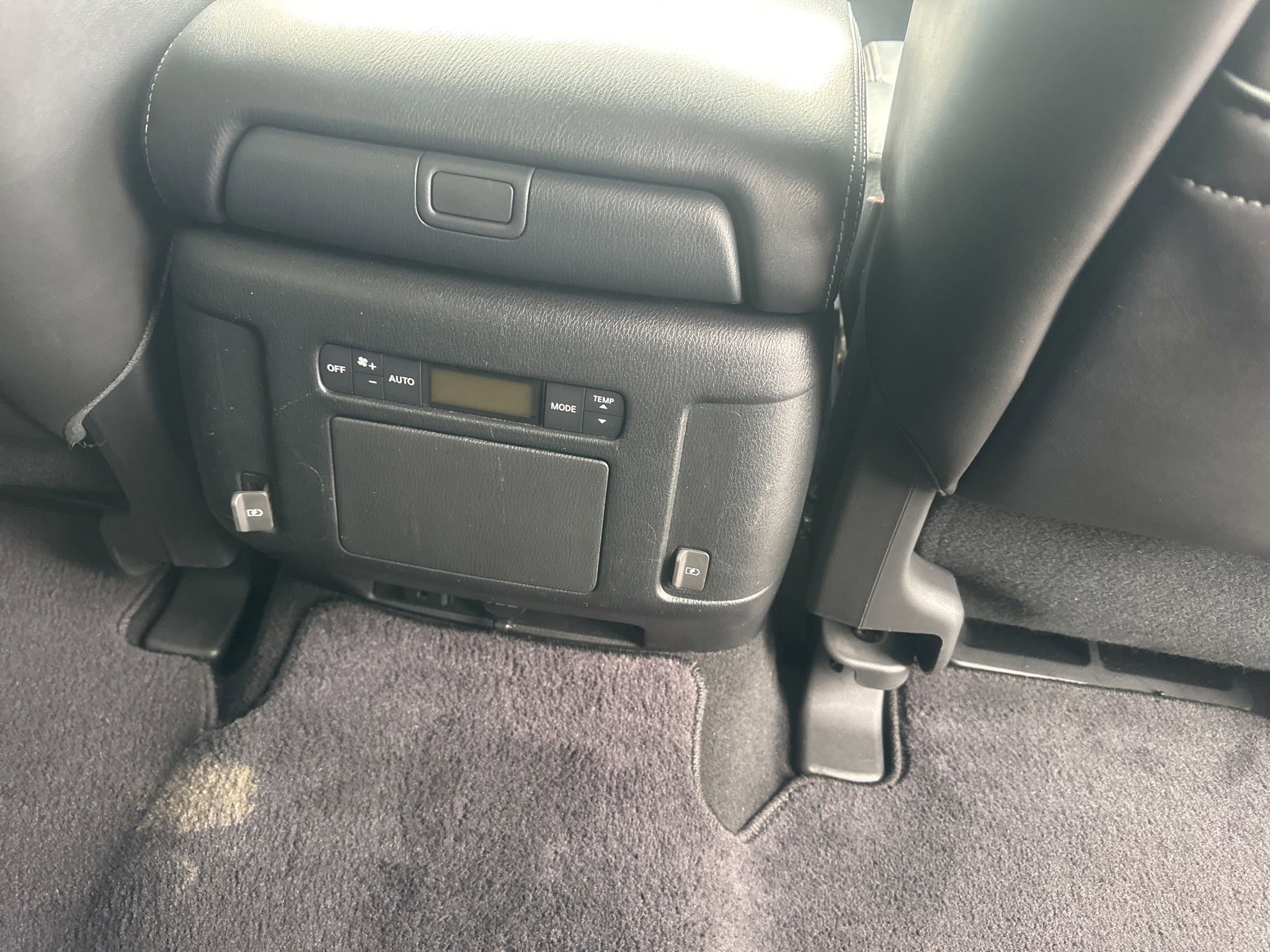Used 2018 Nissan Armada SL w/ Premium Package AWD/4WD image 13