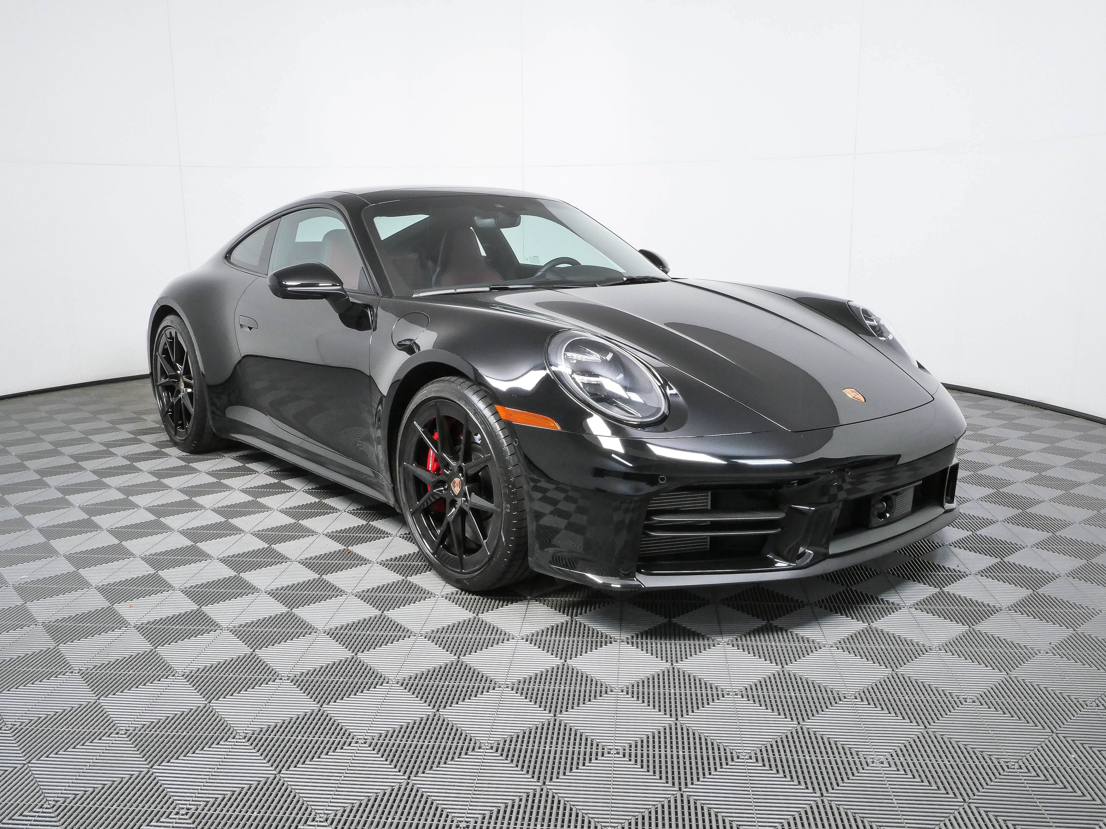 Certified 2025 Porsche 911 Carrera S RWD image 19