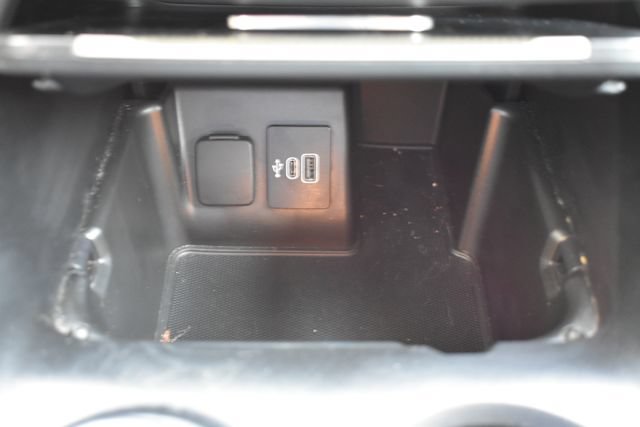 Used 2025 Ford Explorer Active w/ Active Comfort Package AWD/4WD image 29