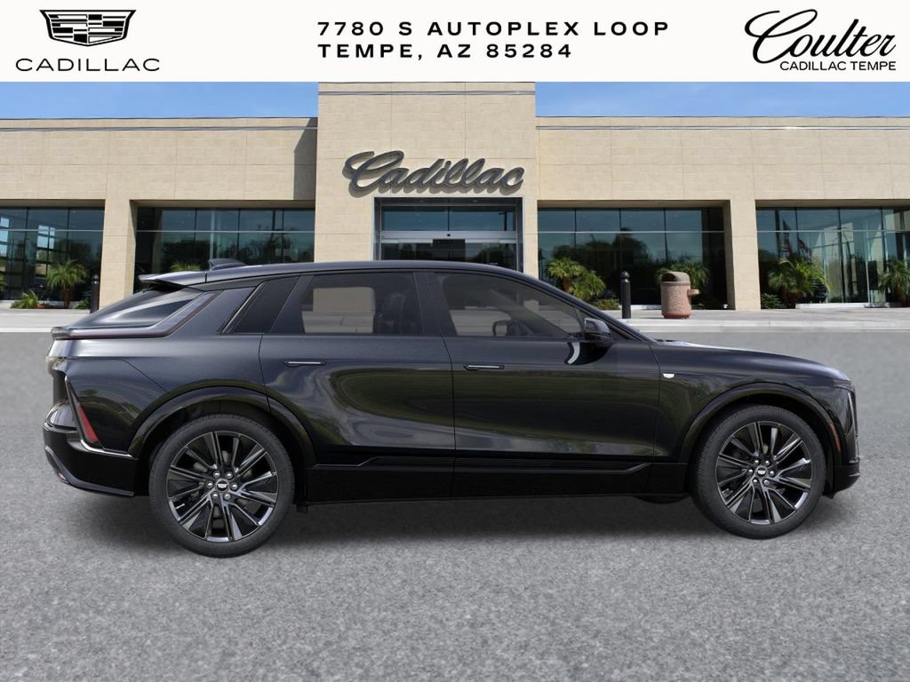 New 2026 Cadillac Lyriq Signature Sport w/ Nappa Leather Package AWD/4WD image 5