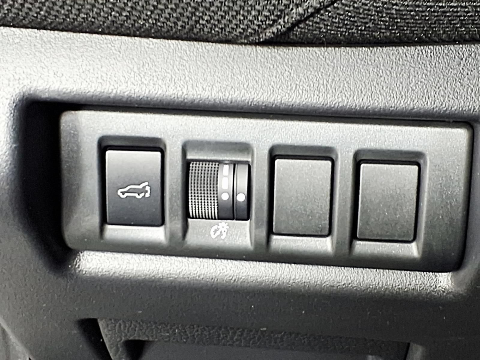 Used 2026 Subaru Outback Premium AWD/4WD image 16