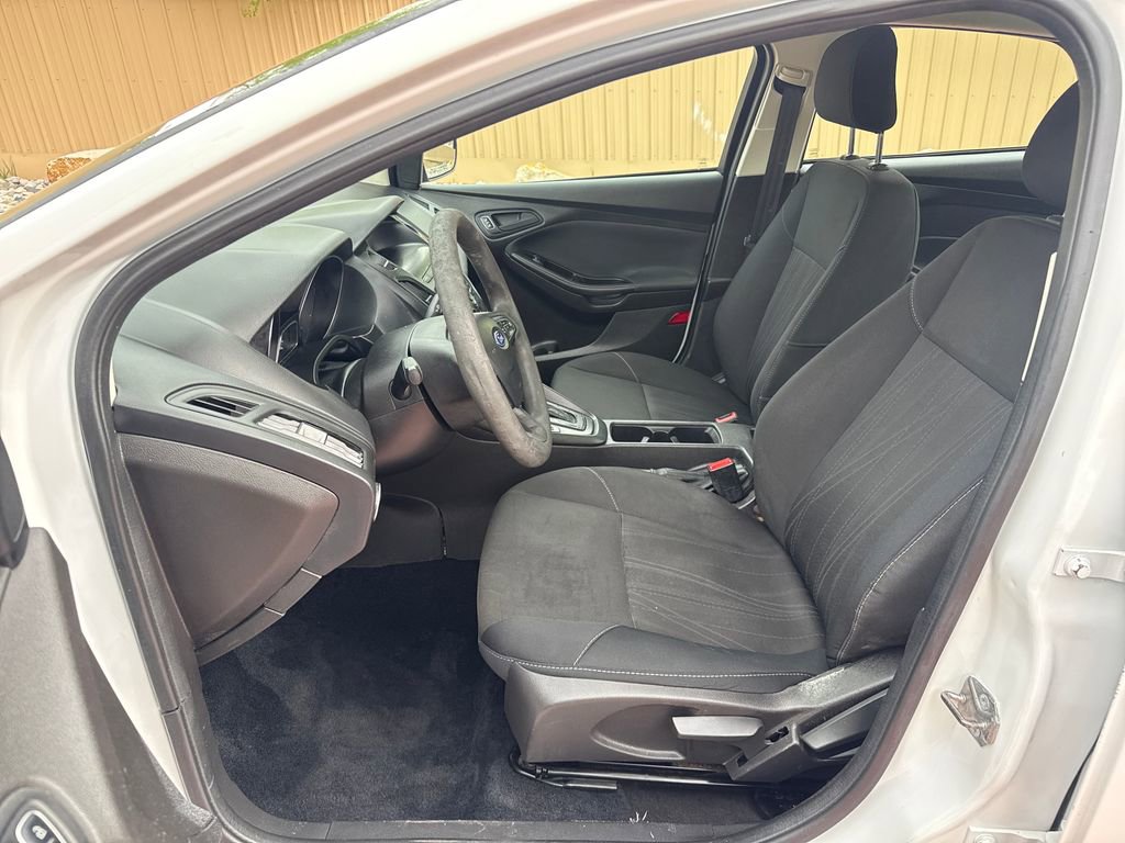 Certified 2018 Ford Focus S FWD image 11