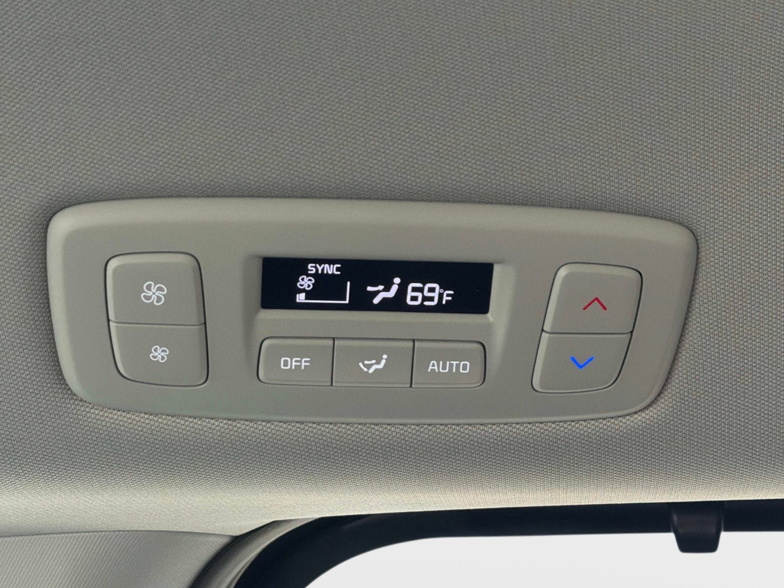 New 2026 Kia Carnival EX FWD image 14