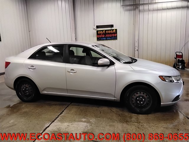 Used 2012 Kia Forte LX FWD image 2