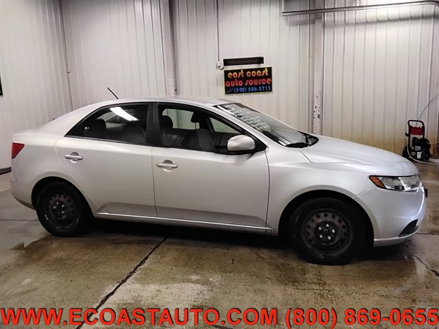 Used 2012 Kia Forte LX FWD image 2