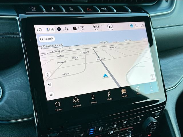 Used 2024 Jeep Grand Cherokee Overland w/ Trailer Tow Package image 13