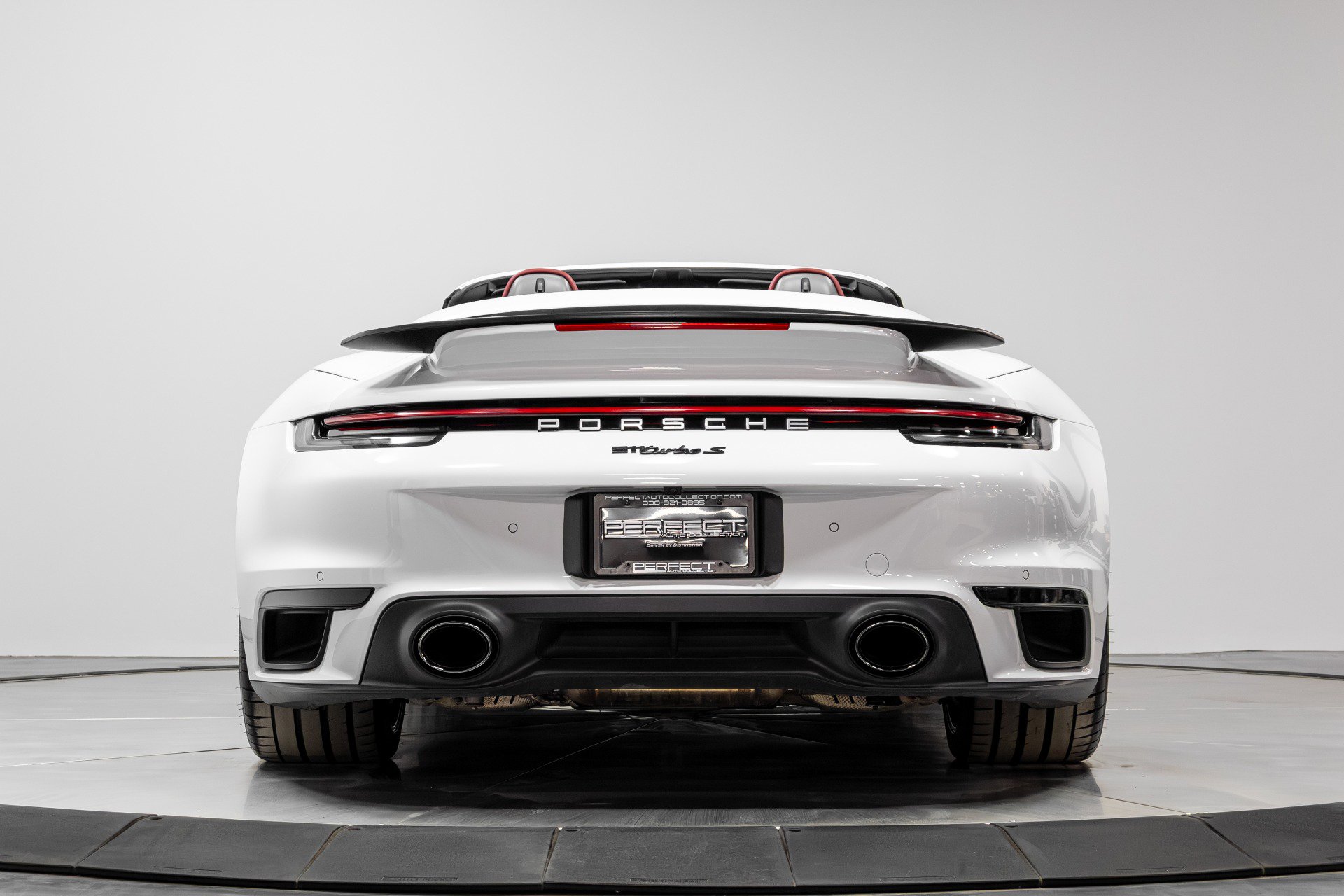 Used 2021 Porsche 911 Turbo S image 39
