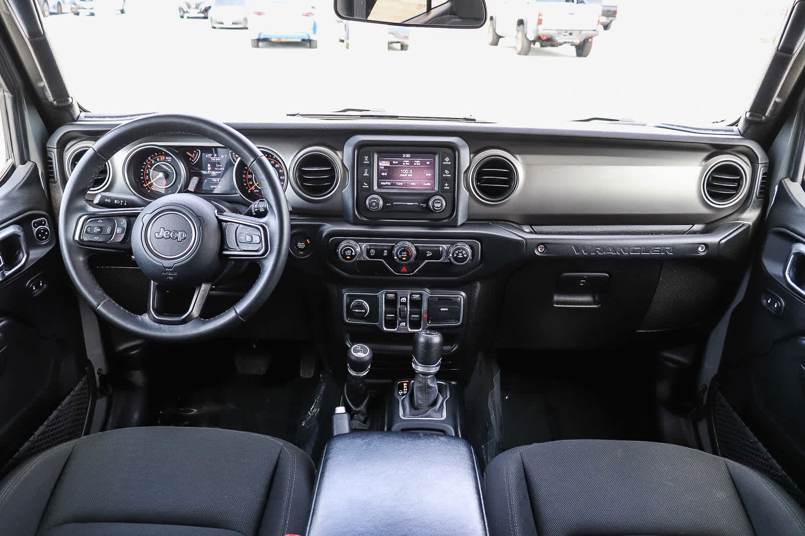 Used 2018 Jeep Wrangler Unlimited Sport S AWD/4WD image 12