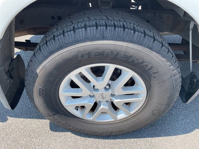 Used 2018 Nissan Frontier SV w/ Value Truck Package image 9