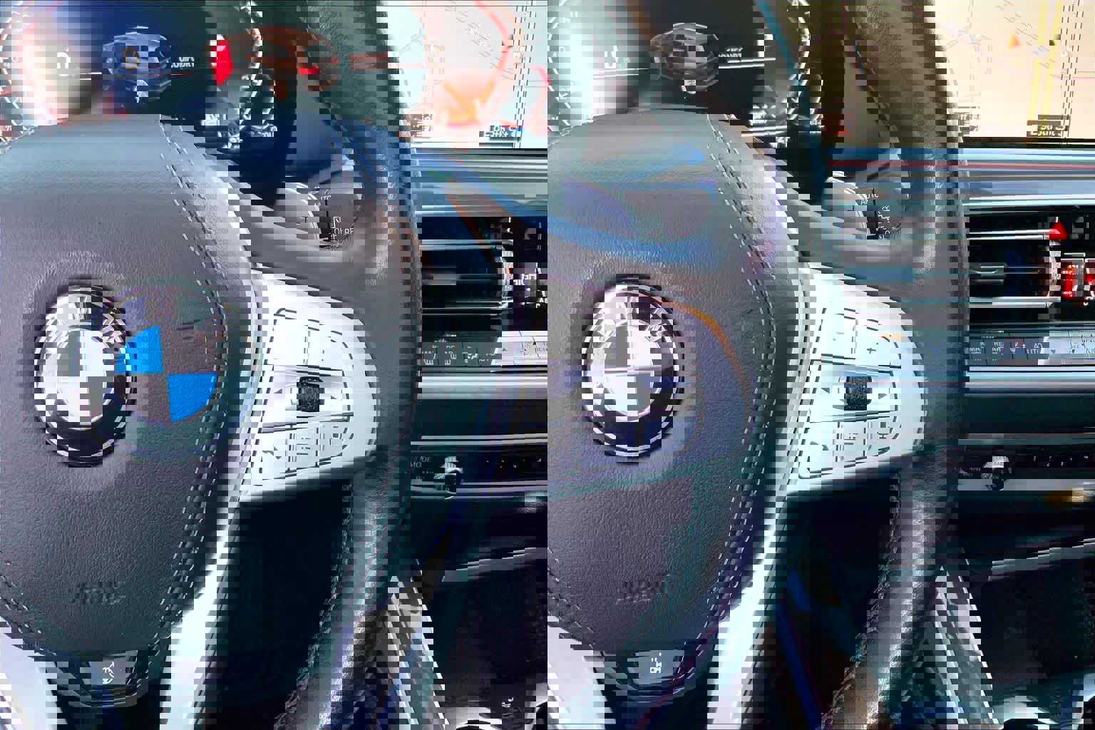 Used 2020 BMW X7 xDrive40i w/ Cold Weather Package image 23