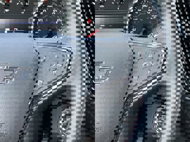 Used 2022 Chevrolet Equinox RS w/ Infotainment Package image 9