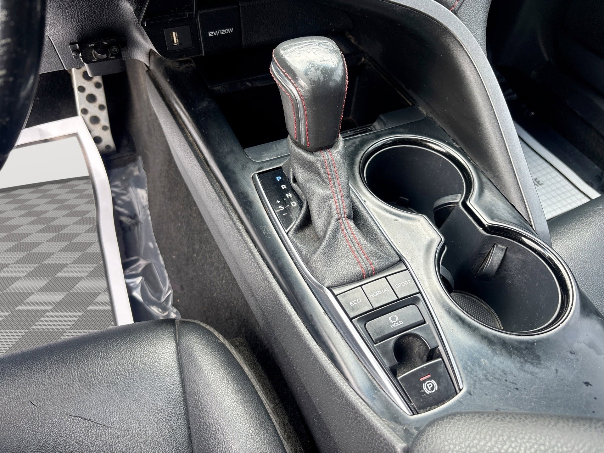 Used 2020 Toyota Camry TRD FWD image 22