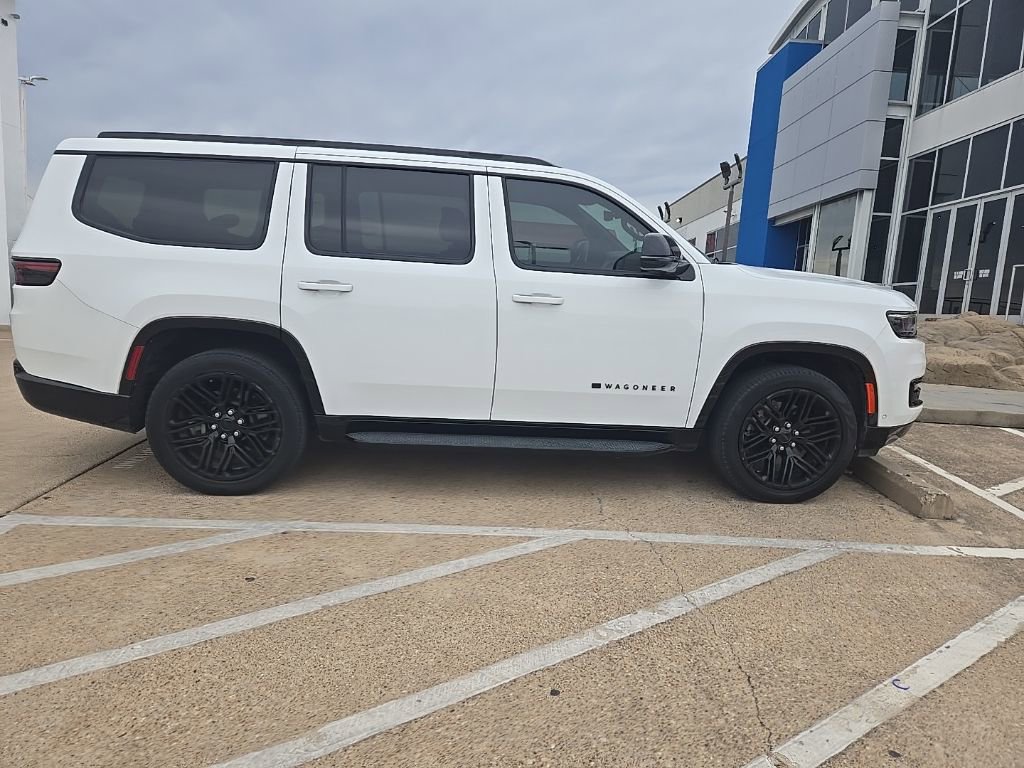 Used 2023 Jeep Wagoneer Series II image 10