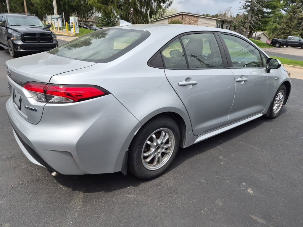 Used 2020 Toyota Corolla LE image 4
