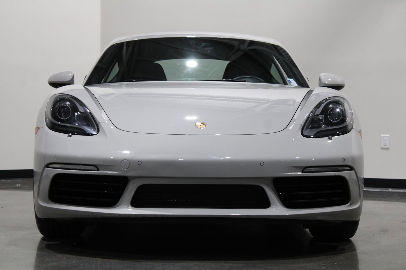 Used 2019 Porsche 718 Cayman image 6