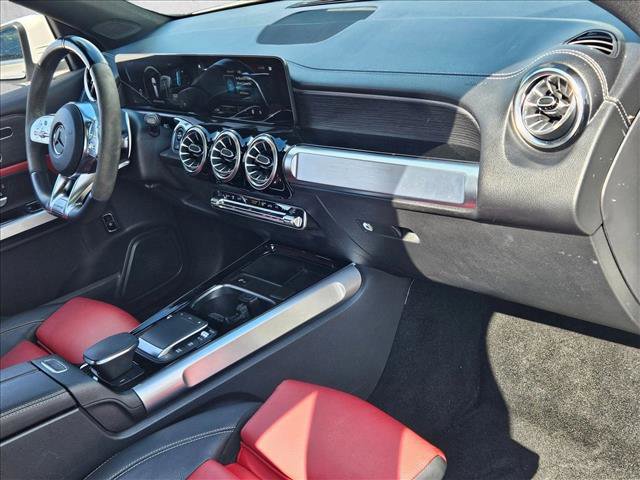 Used 2022 Mercedes-Benz GLB 35 AMG 4MATIC image 20