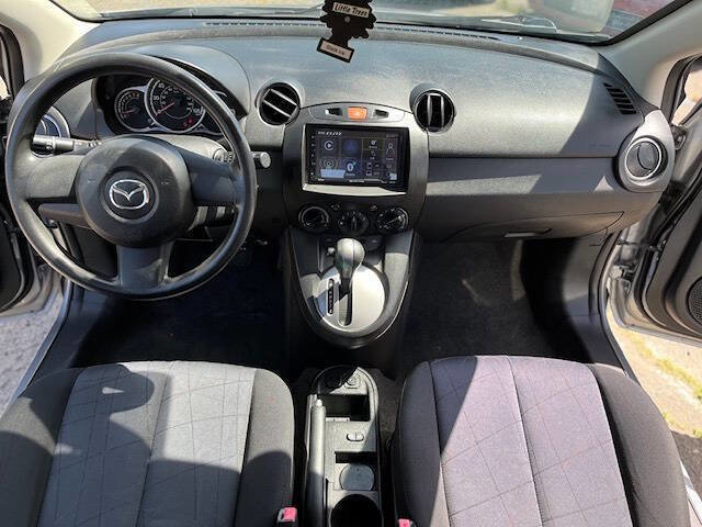 Used 2012 MAZDA MAZDA2 Sport image 12