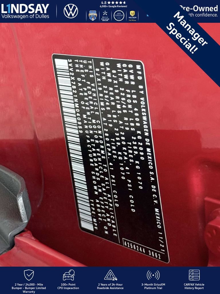 Certified 2022 Volkswagen Taos SEL w/ Panoramic Sunroof Package image 26