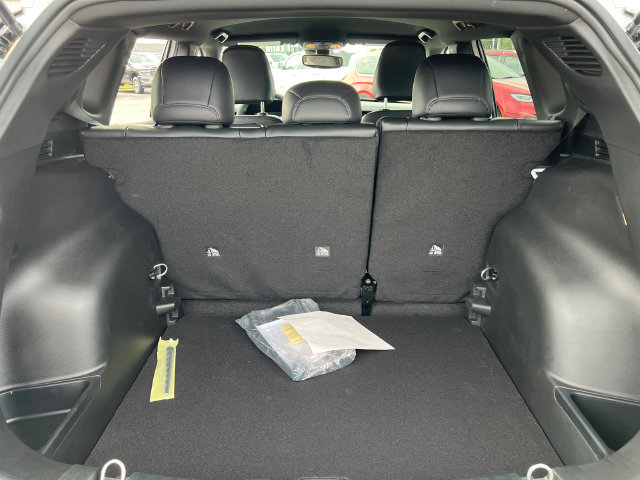 New 2026 Jeep Compass Latitude AWD/4WD image 7