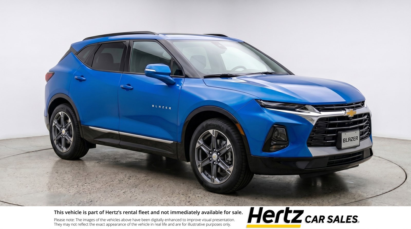 Used 2025 Chevrolet Blazer LT FWD image 1