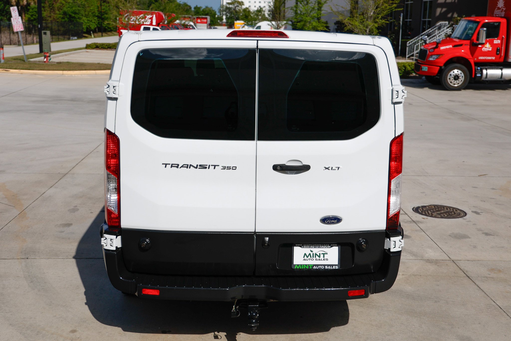Used 2019 Ford Transit 350 XLT RWD image 12
