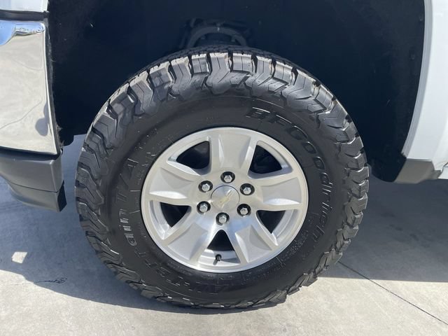 Used 2019 Chevrolet Silverado 1500 LT AWD/4WD image 30