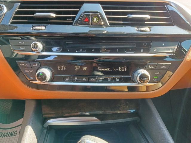 Used 2019 BMW 540i w/ Convenience Package RWD image 4