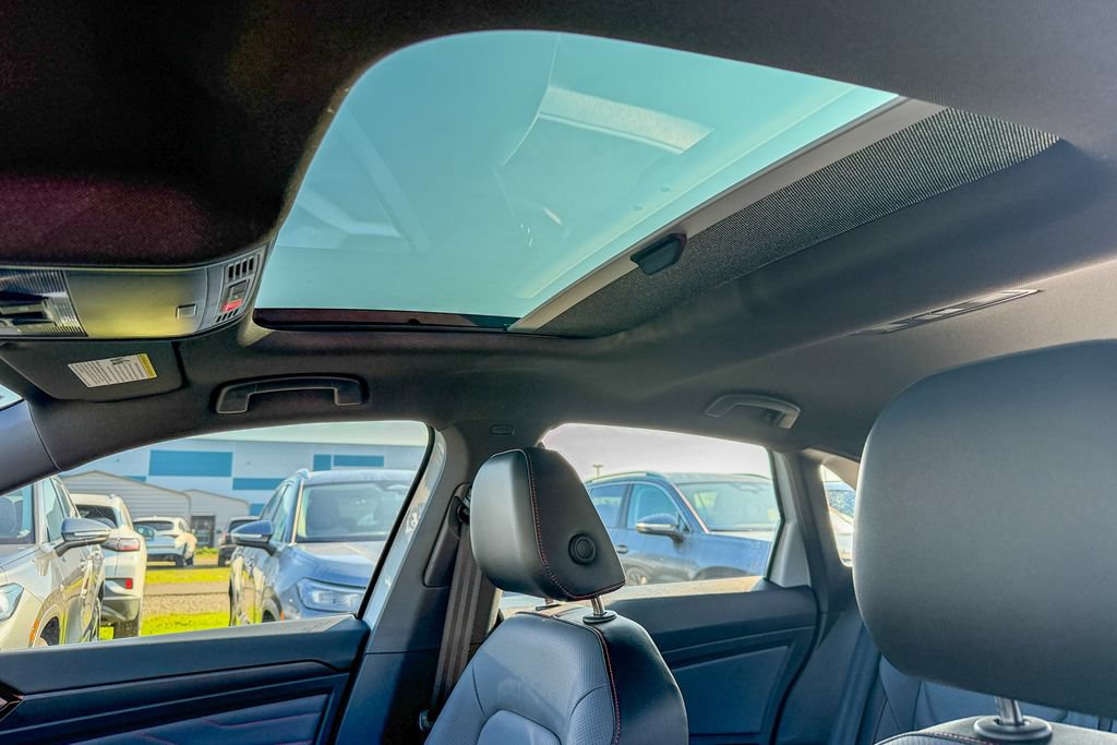 New 2026 Volkswagen Jetta GLI Autobahn FWD image 24