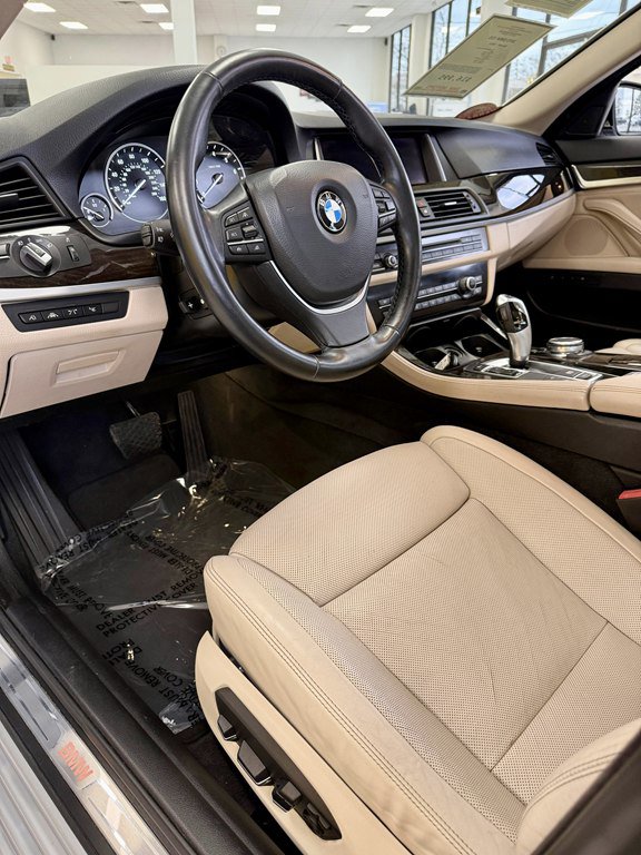 Used 2015 BMW 535i Sedan image 12