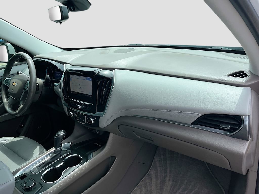 Used 2020 Chevrolet Traverse Premier FWD image 31