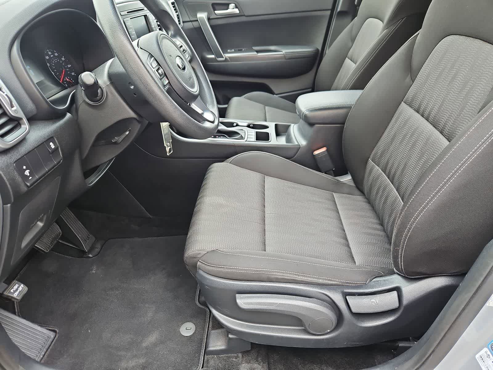 Used 2017 Kia Sportage LX AWD/4WD image 16