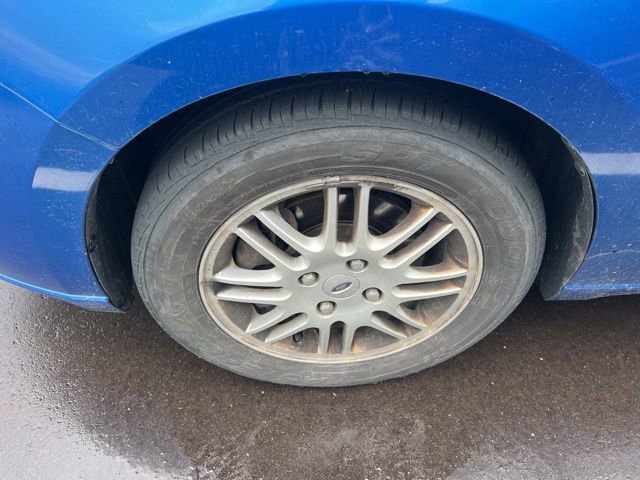 Used 2011 Ford Focus SE image 7