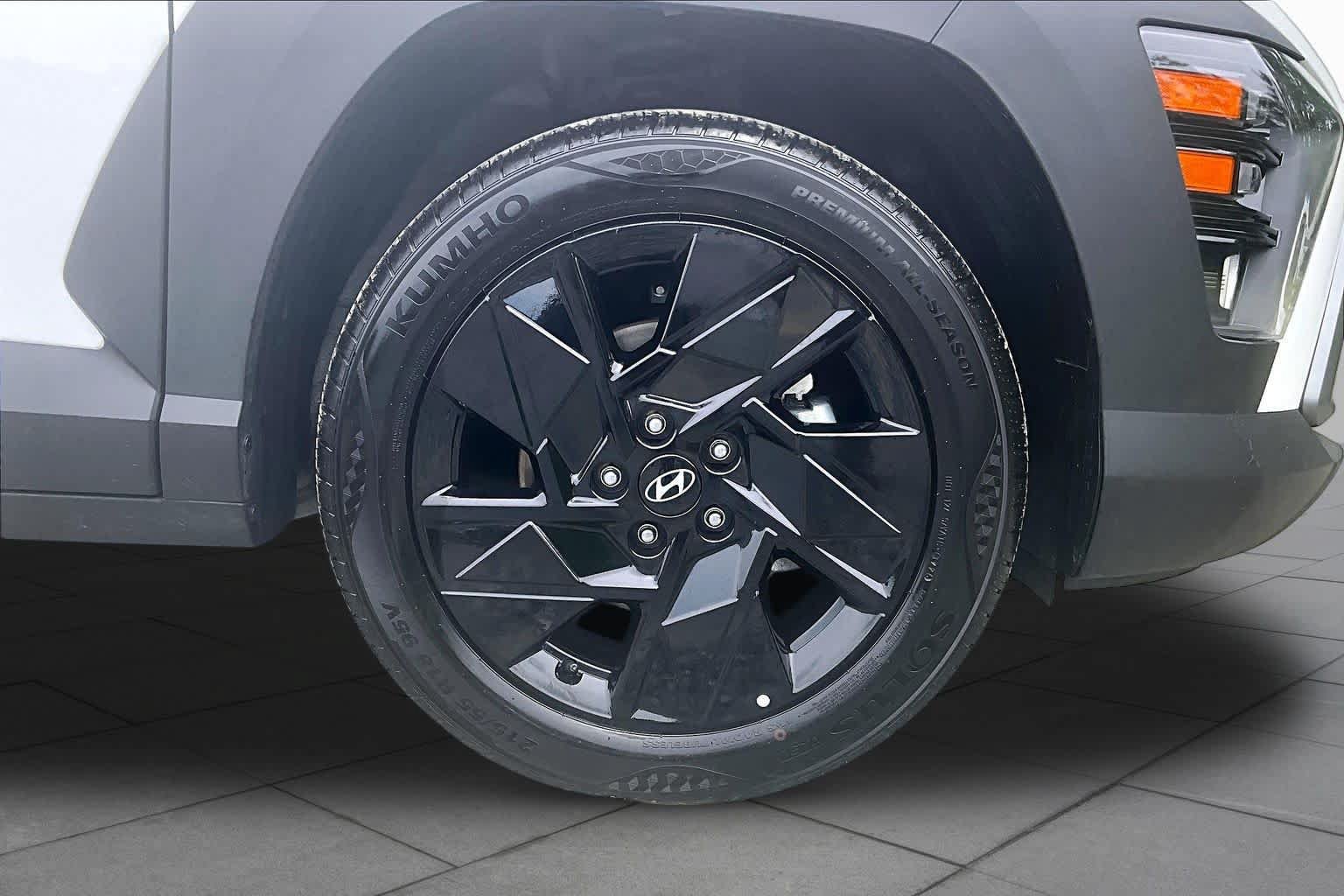 Used 2026 Hyundai Kona SEL Sport FWD image 11