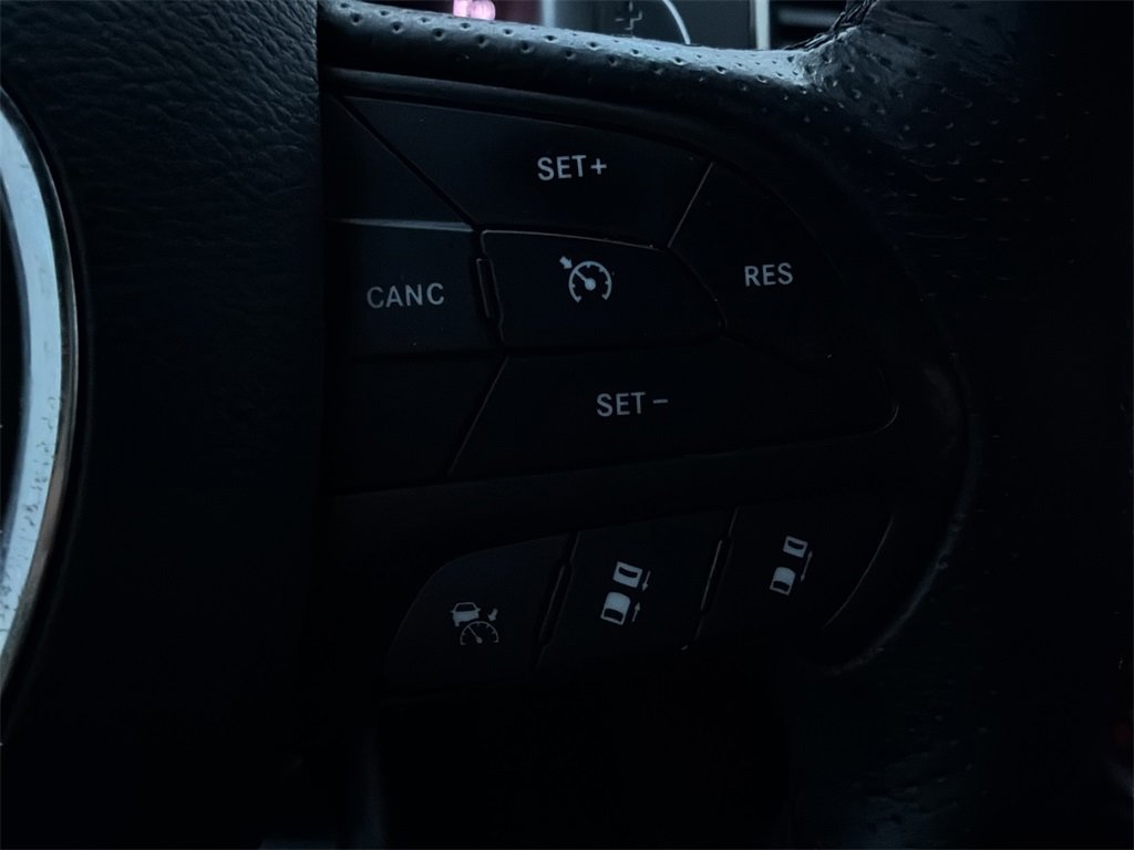 Used 2018 Dodge Durango R/T w/ Technology Group image 34