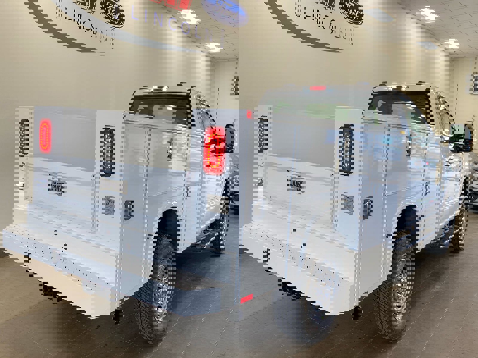 New 2026 Ford F250 XL w/ XL Chrome Package image 9