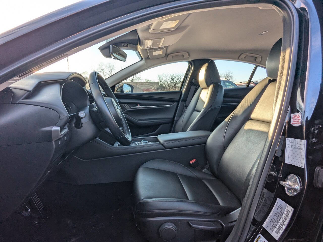 Used 2021 MAZDA MAZDA3 s image 12