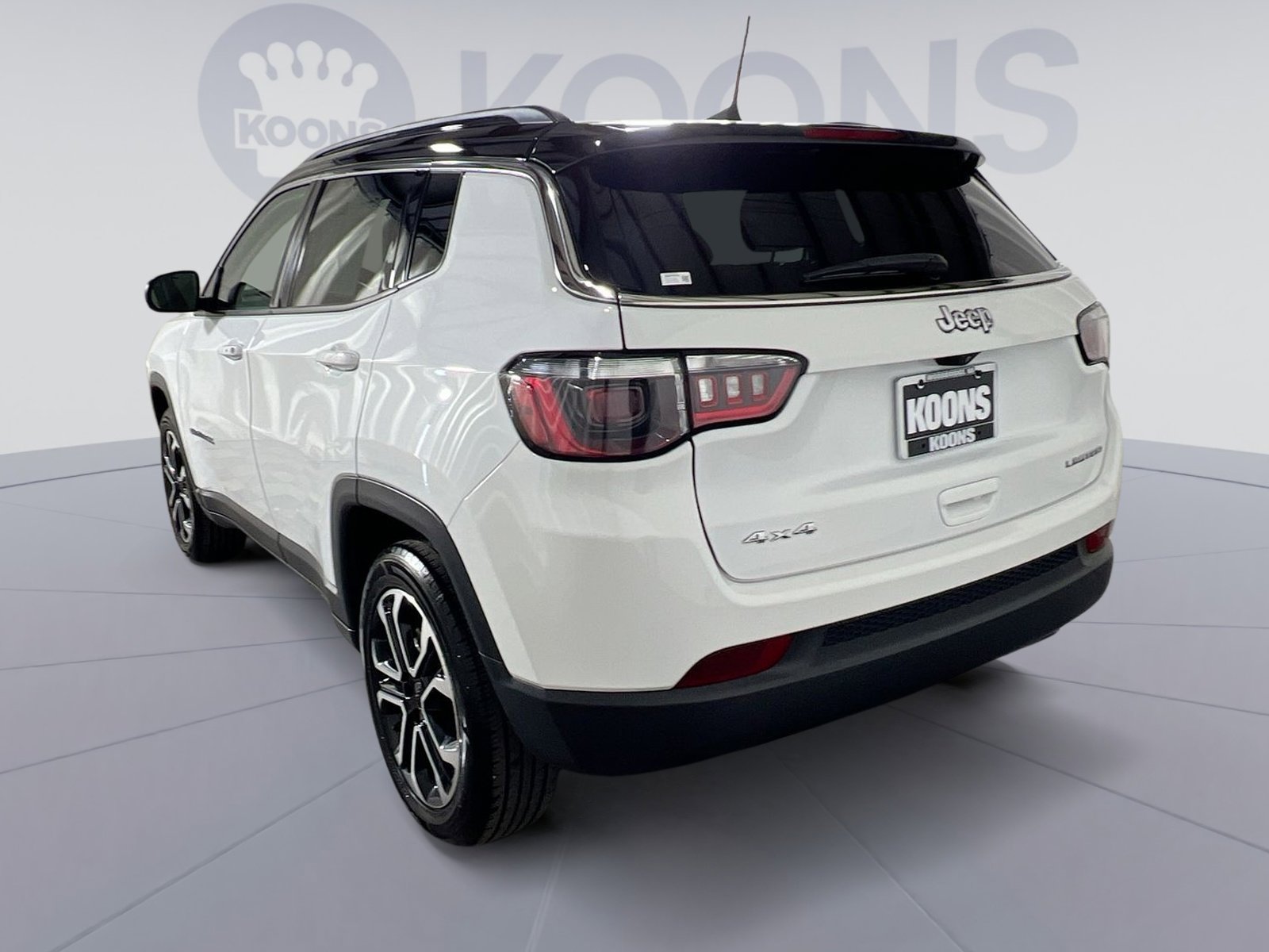 Used 2022 Jeep Compass Limited image 4
