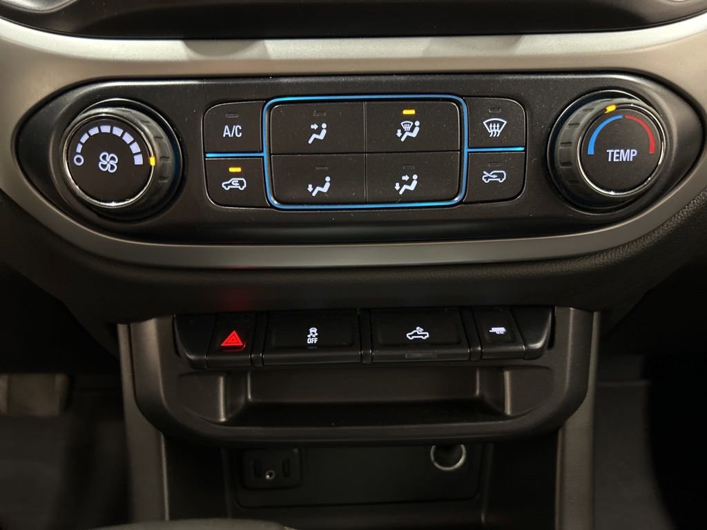 Used 2020 Chevrolet Colorado LT AWD/4WD image 24