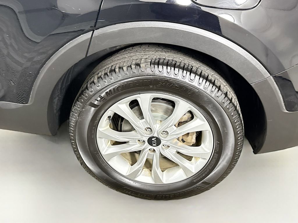 Used 2021 Kia Telluride LX image 34