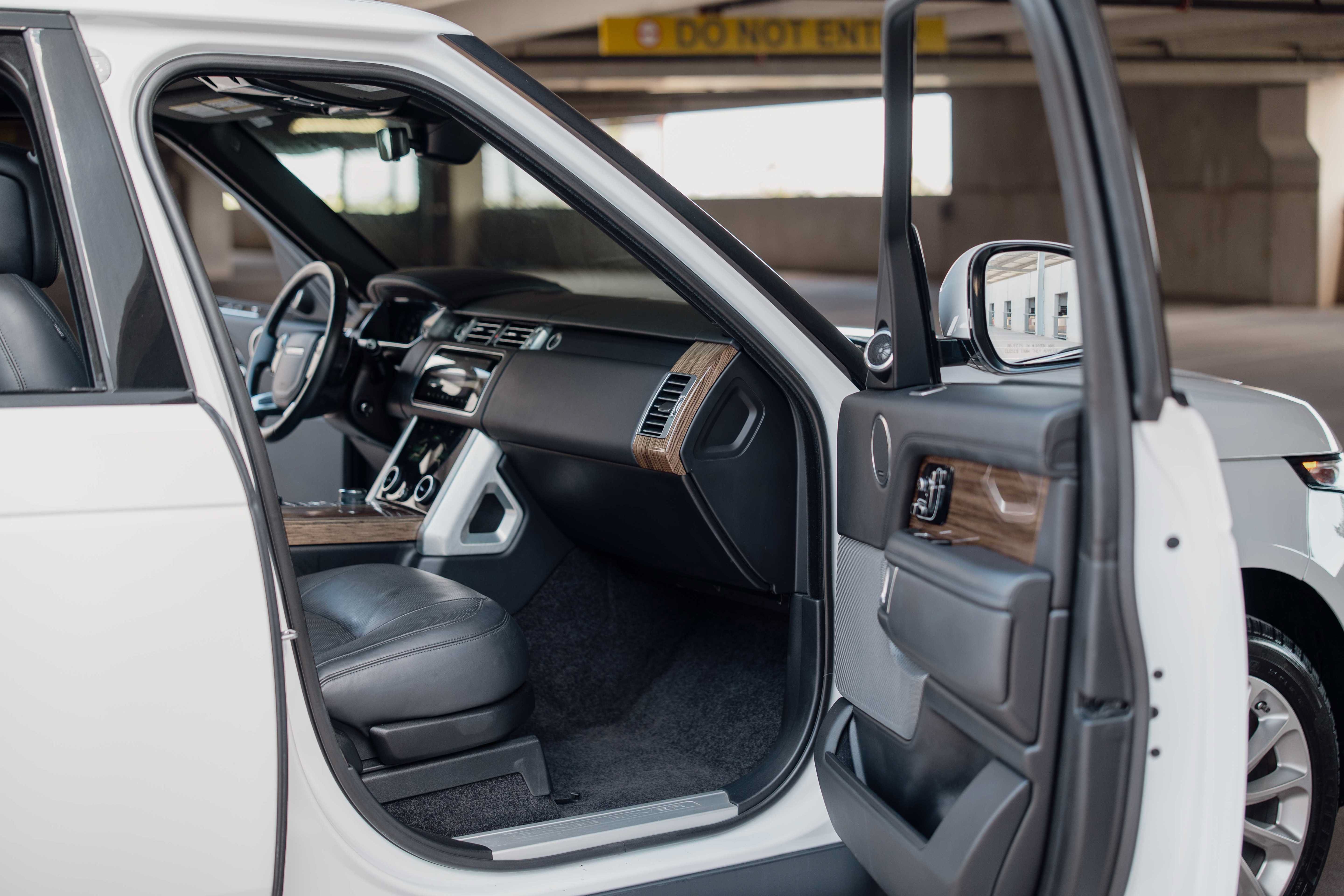 Used 2019 Land Rover Range Rover HSE AWD/4WD image 21