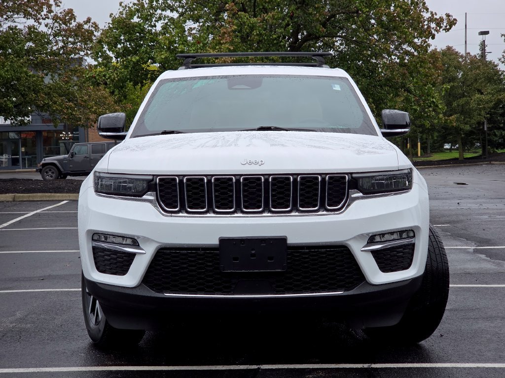 Used 2024 Jeep Grand Cherokee Limited AWD/4WD image 22