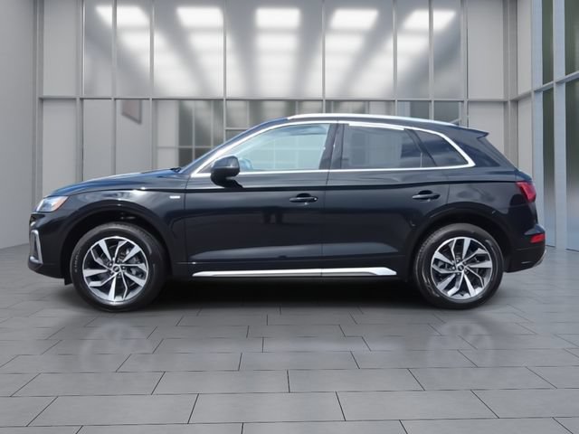 Used 2023 Audi Q5 2.0T Premium w/ Convenience Package AWD/4WD image 5