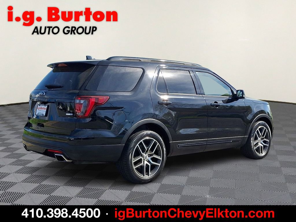 Used 2017 Ford Explorer Sport w/ Equipment Group 401A image 6