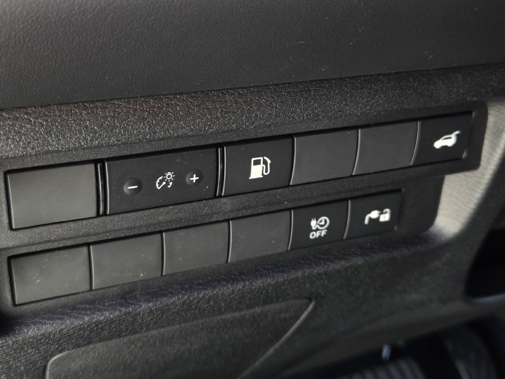 New 2026 Nissan Rogue SL AWD/4WD image 19