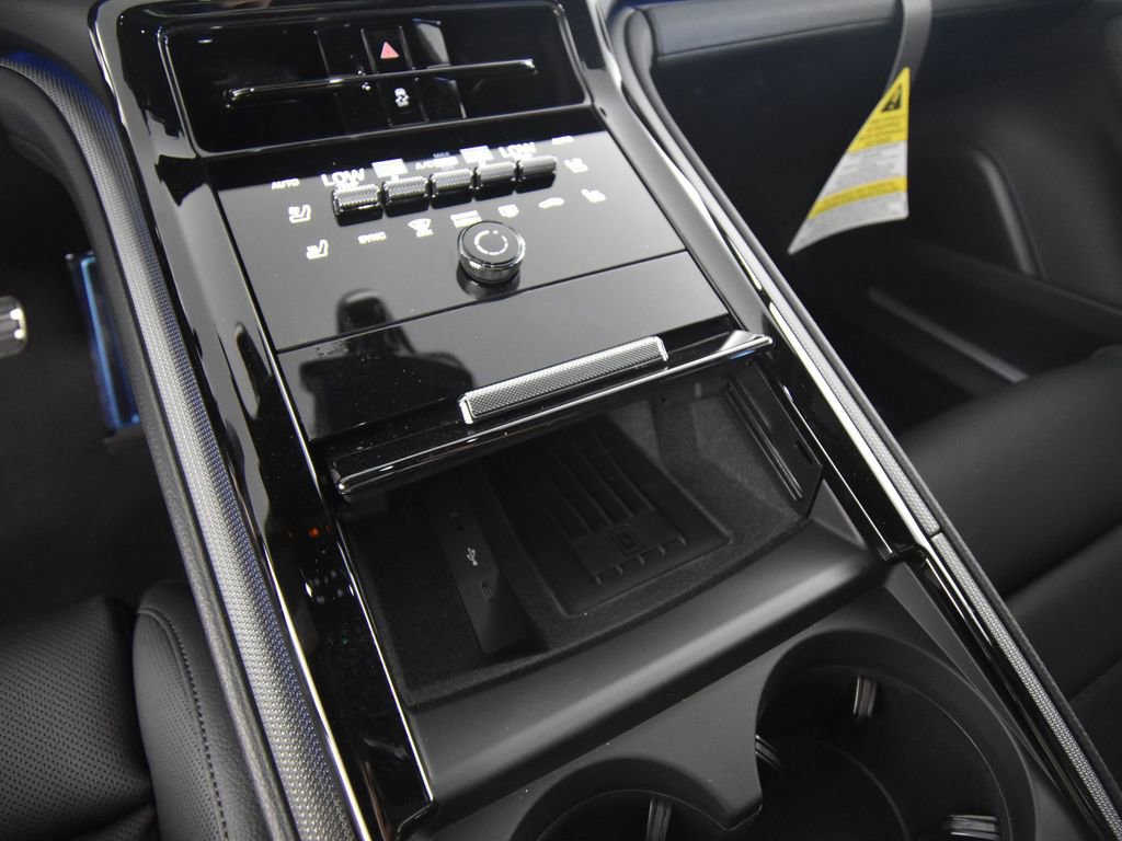 New 2025 Porsche Panamera 4 image 20