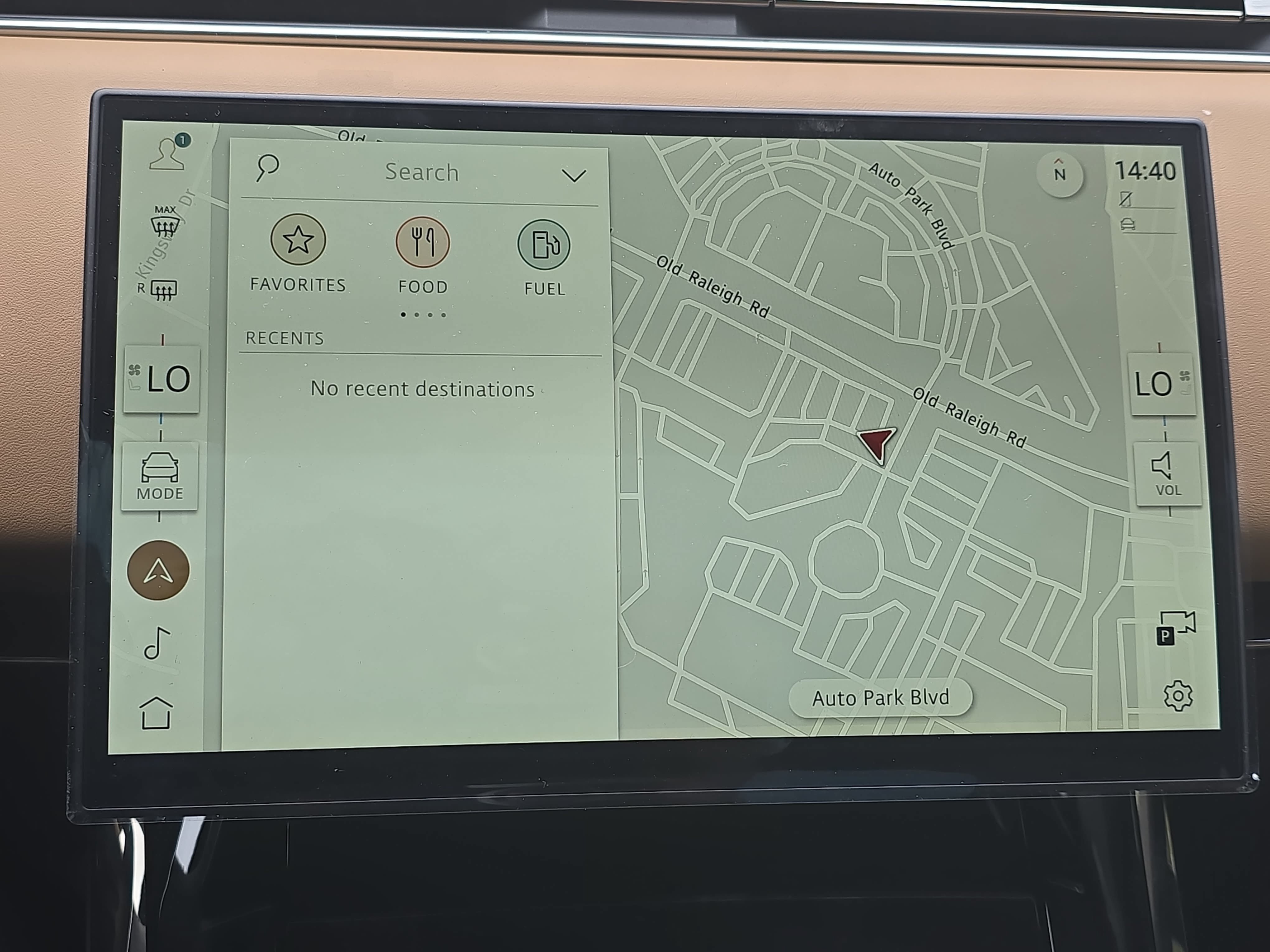 New 2026 Land Rover Range Rover Sport Dynamic SE AWD/4WD image 22