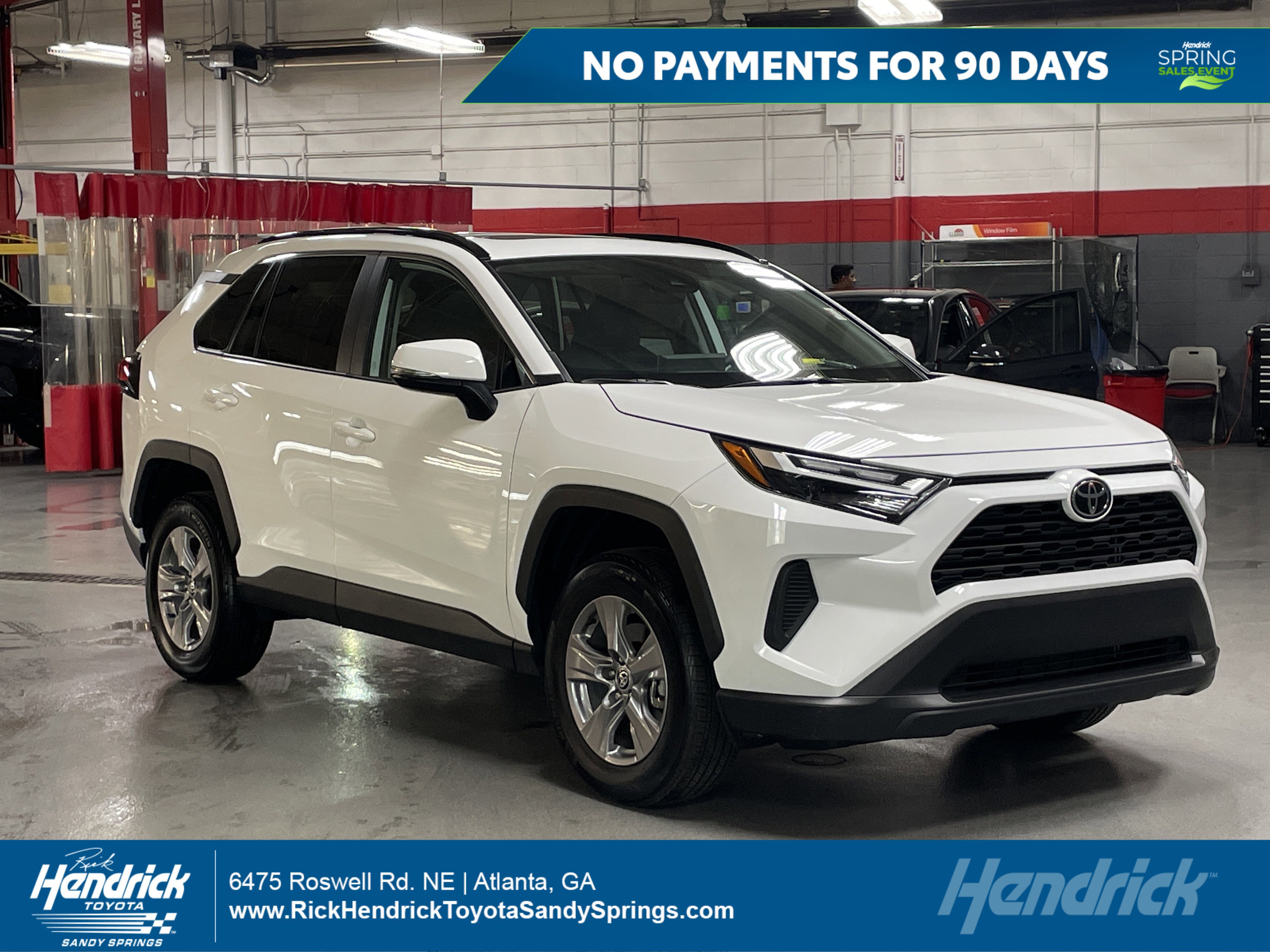 Used 2025 Toyota RAV4 XLE w/ Convenience Package image 1