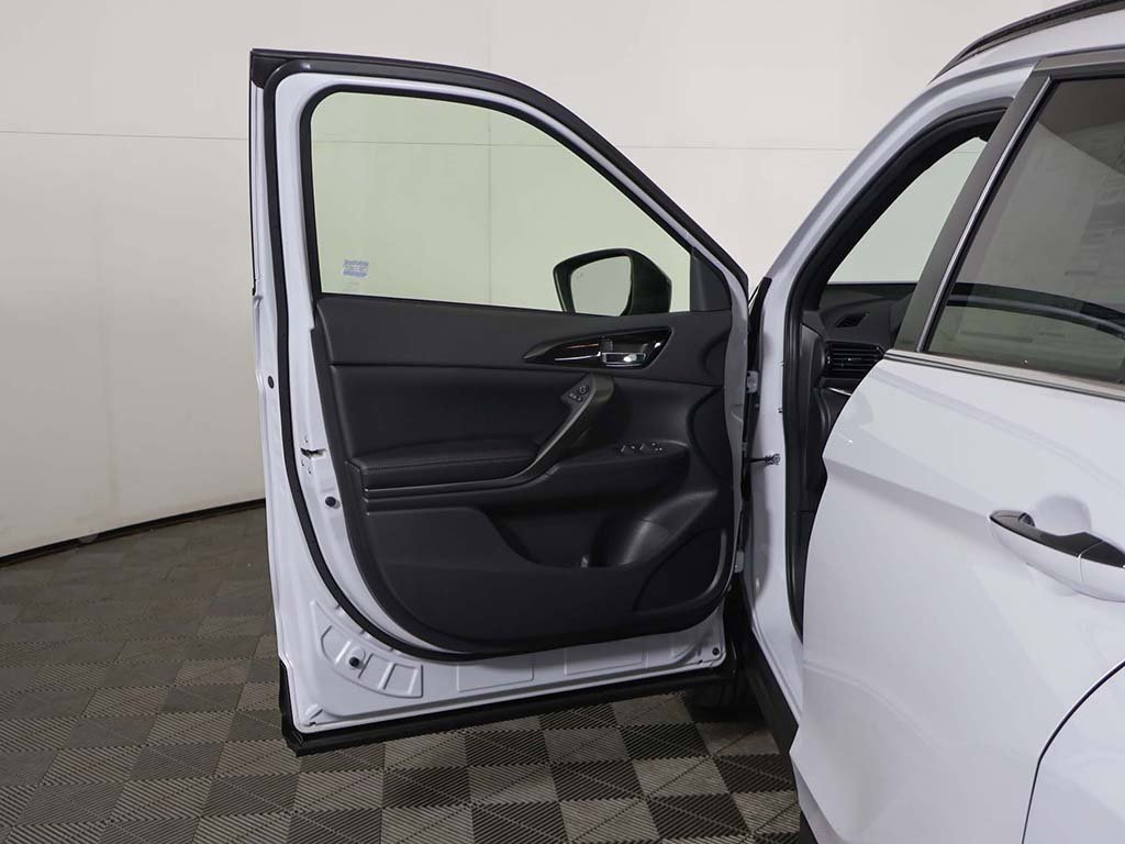 New 2026 Mitsubishi Eclipse Cross Black Edition image 19