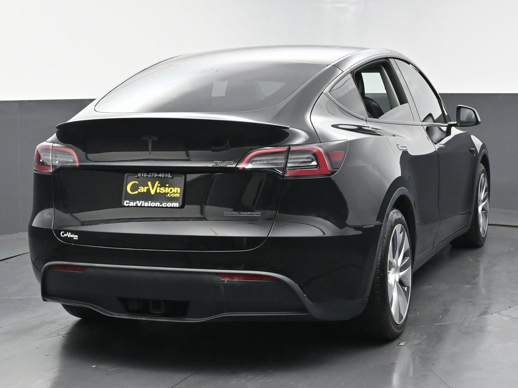 Used 2022 Tesla Model Y Performance image 3