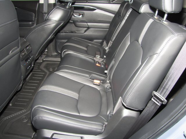 Certified 2024 Honda Pilot Touring image 13
